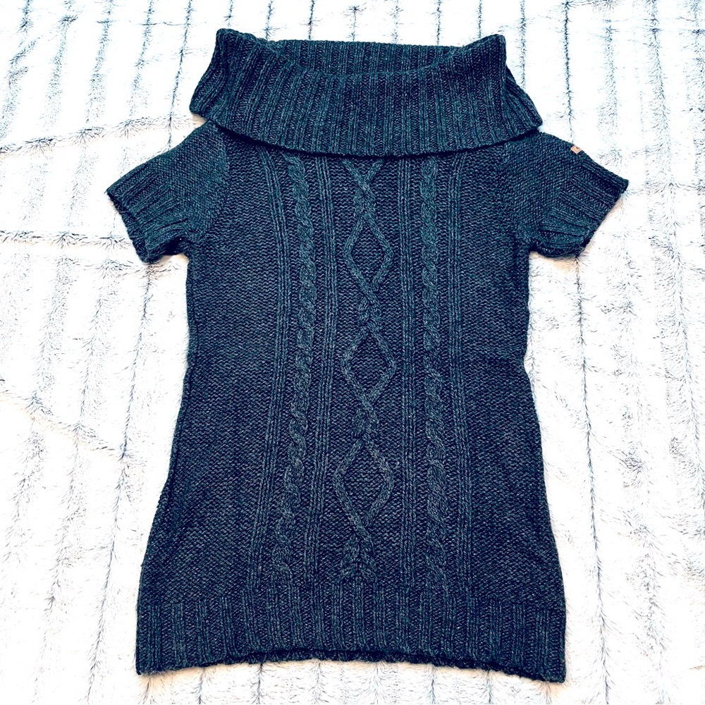 Columbia wool sweater